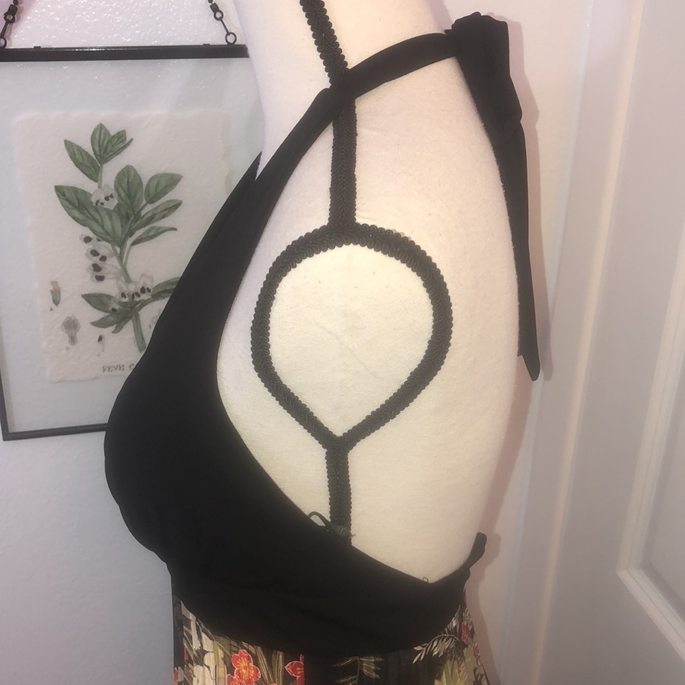 Betsy & Adam by Linda Bernell triangle halter top pleated maxi dress Asi… - Picture 9 of 15